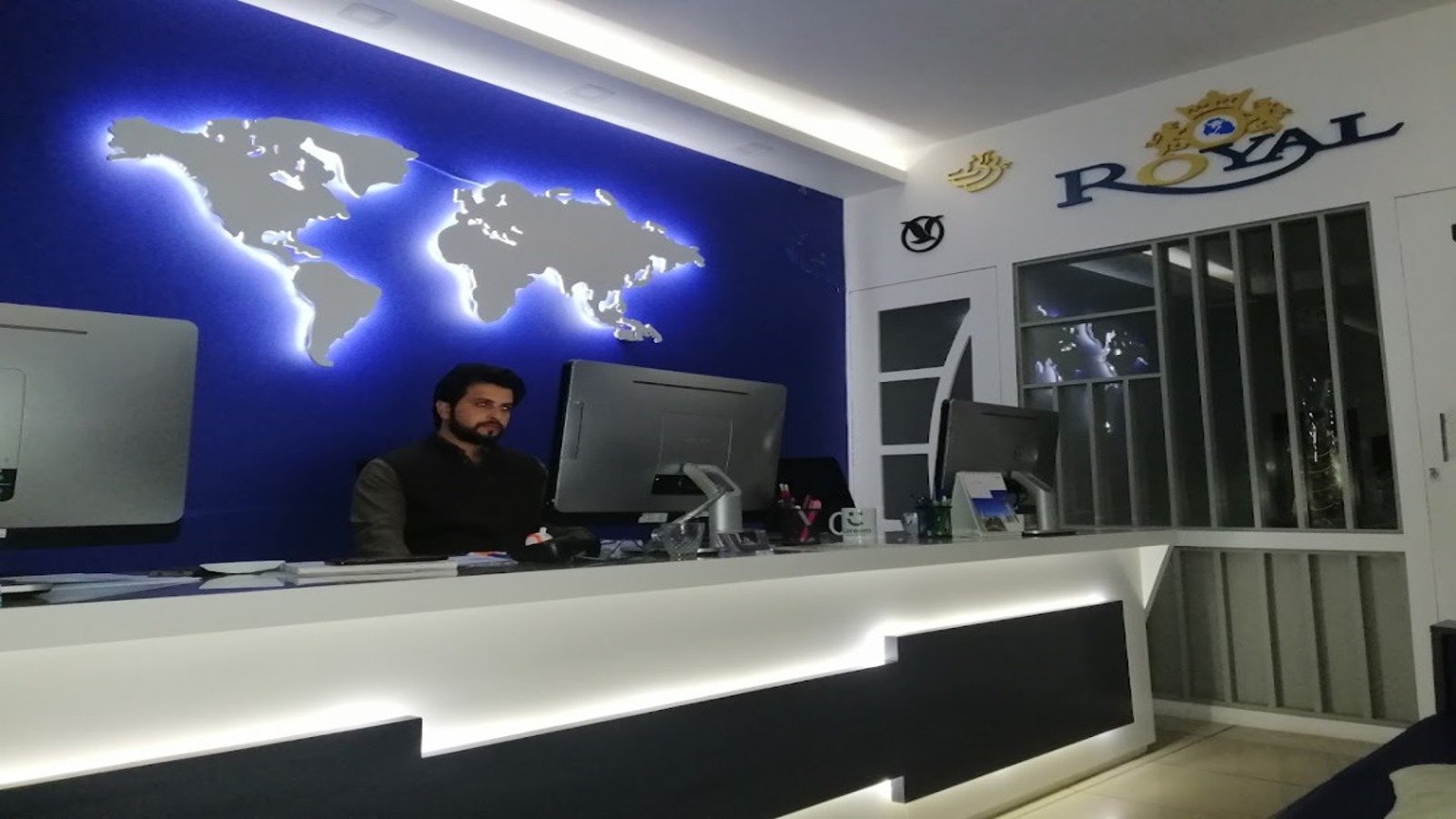 Royal Tours office photo from public listing